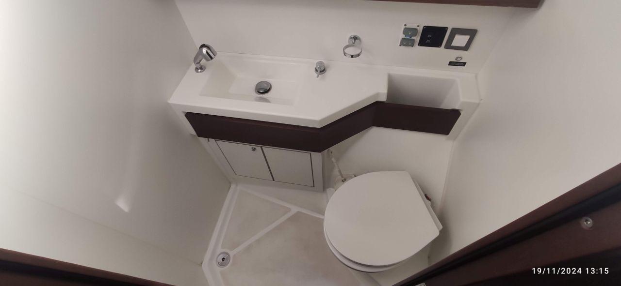 Oceanis 46.1, picture 9