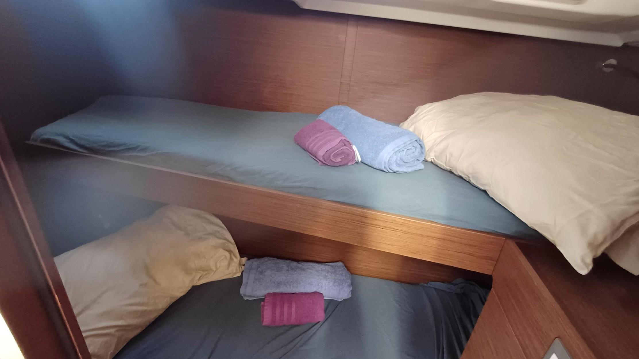 Oceanis 46.1, picture 9