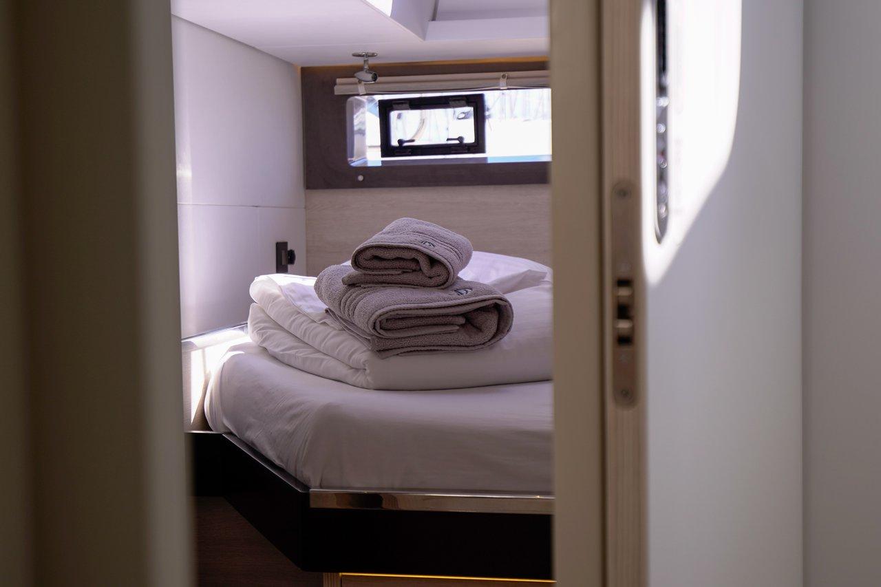 Leopard 45 - 3 + 1 cab., picture 38