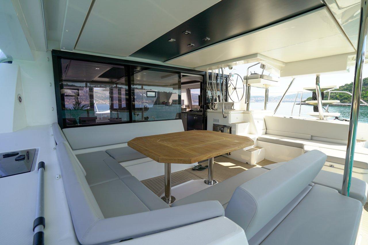 Leopard 45 - 3 + 1 cab., picture 11