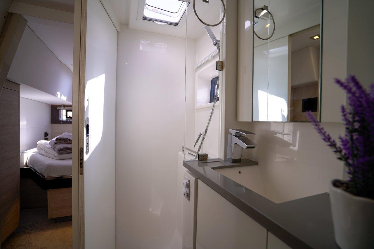 Leopard 45 - 3 + 1 cab., picture 44