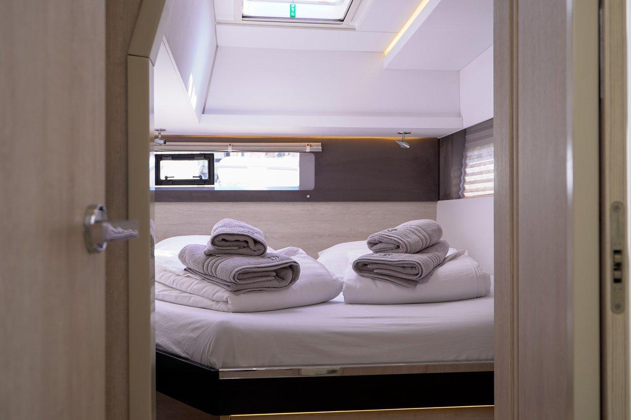 Leopard 45 - 3 + 1 cab., picture 40