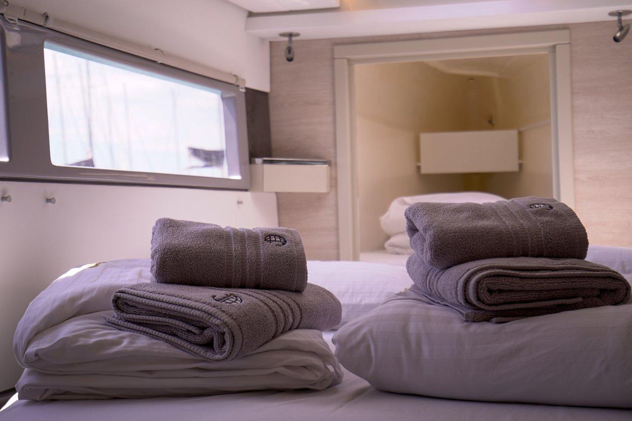 Leopard 45 - 3 + 1 cab., picture 35