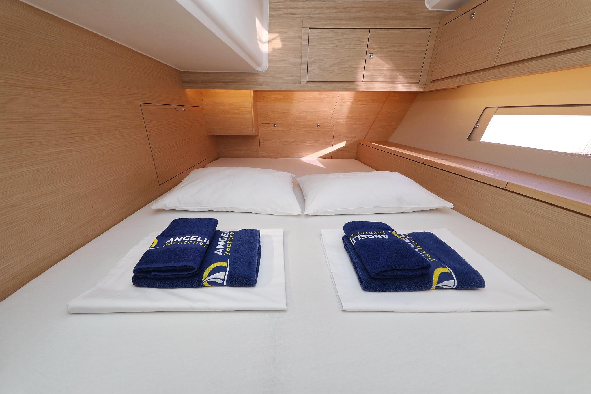 Dufour 470 - 4 cab., picture 25