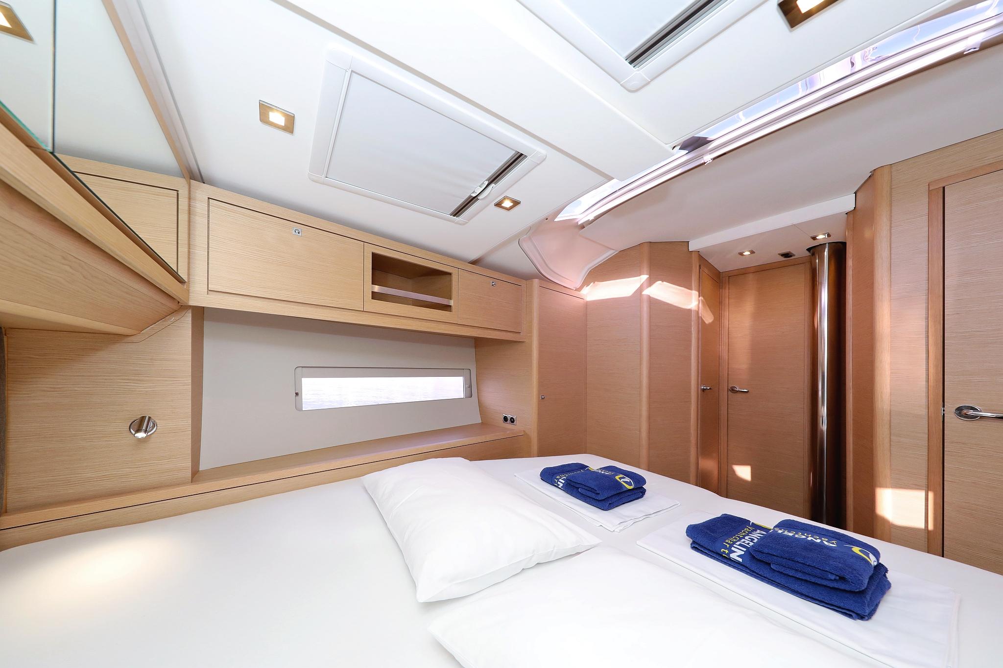Dufour 470 - 4 cab., picture 32
