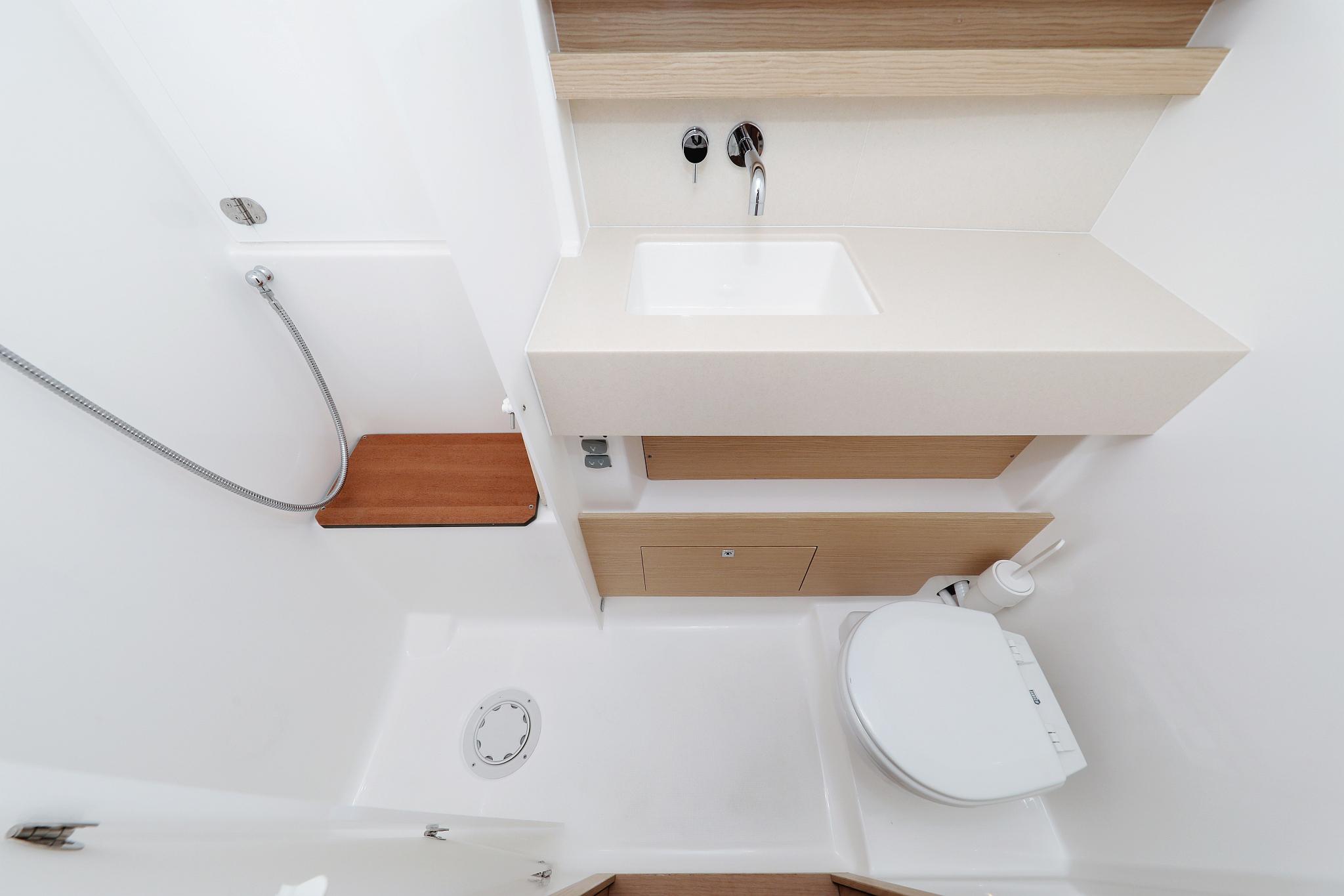 Dufour 470 - 4 cab., picture 34