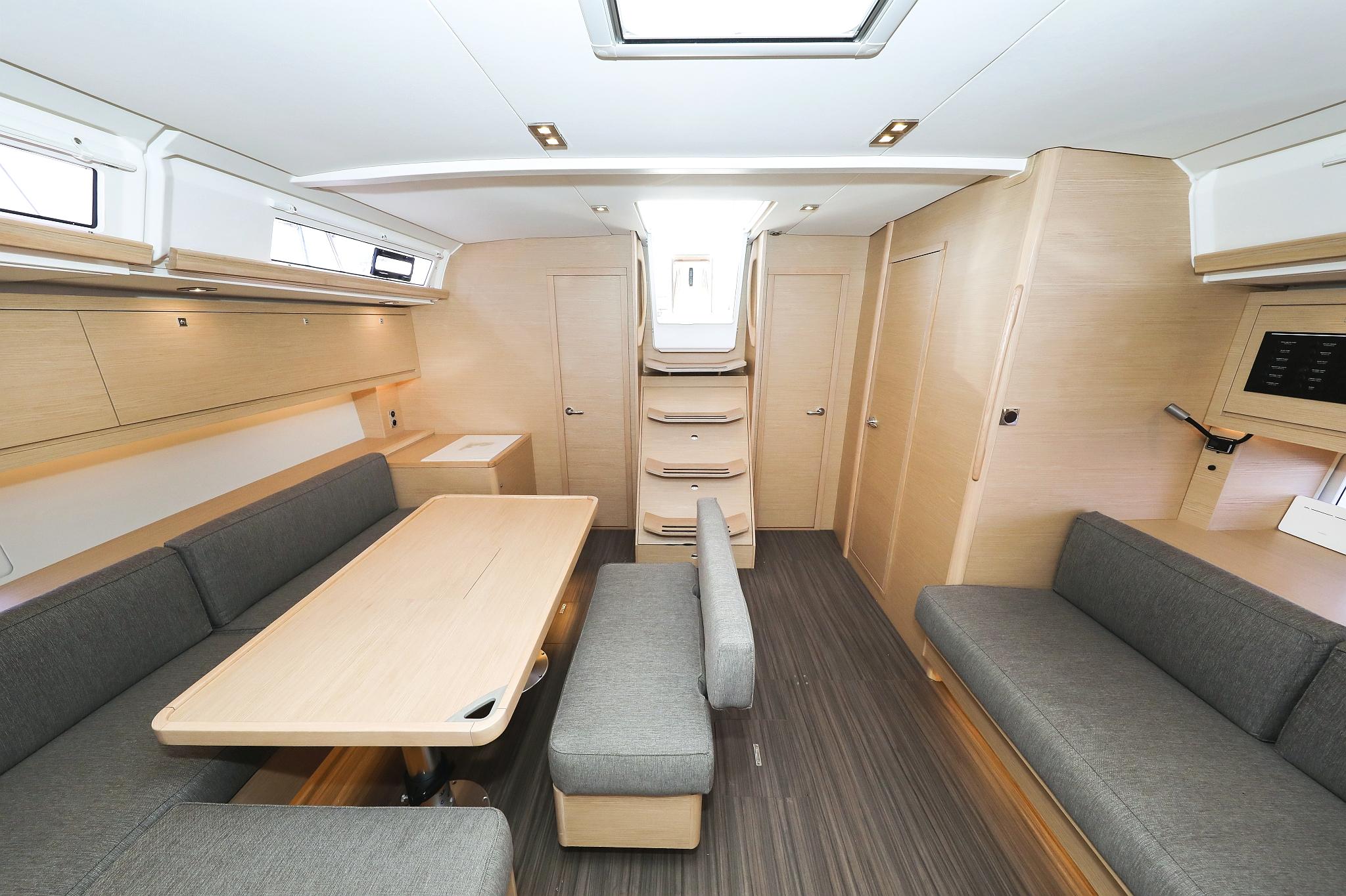 Dufour 470 - 3 cab., picture 21