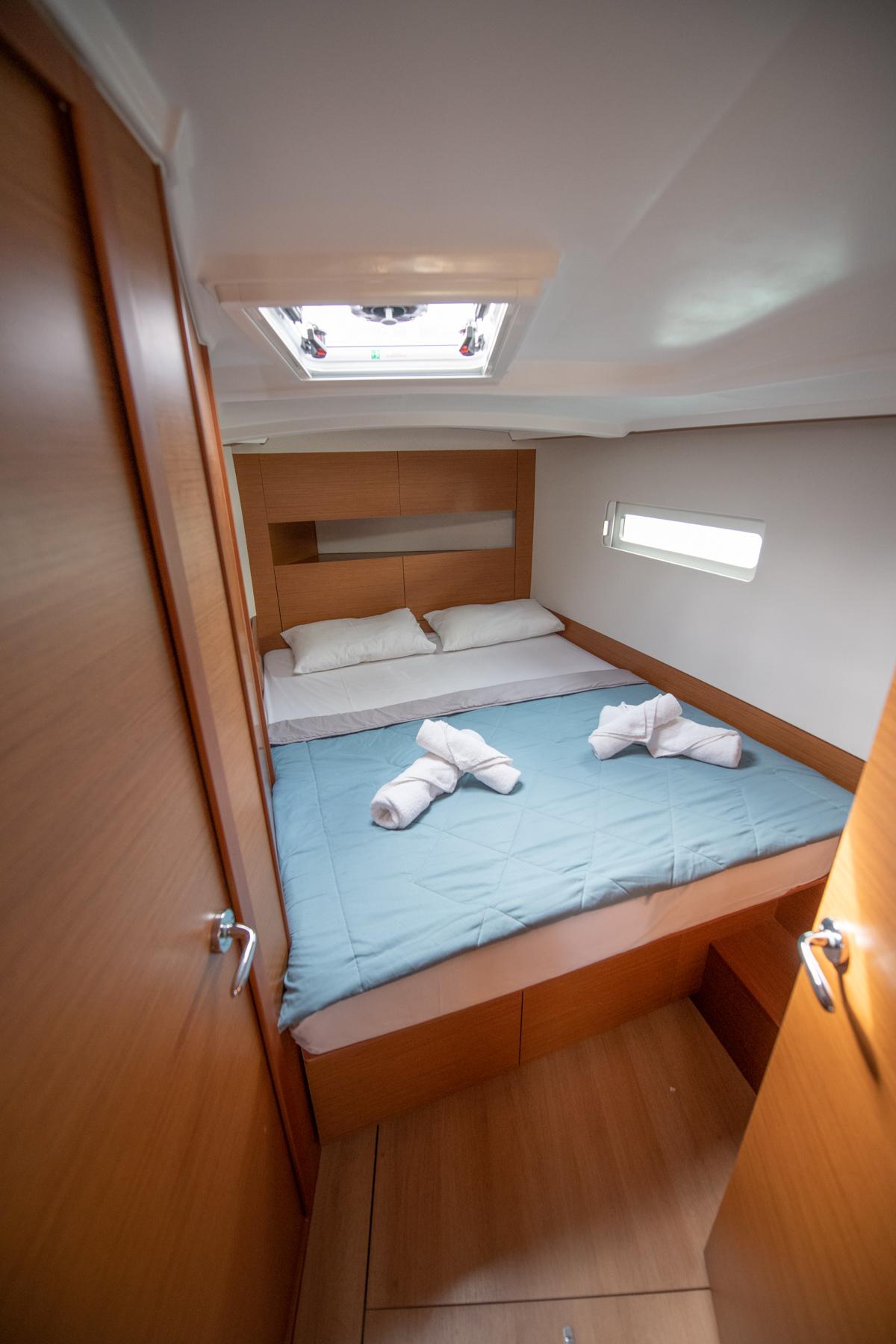 Sun Odyssey 410 - 3 cab., picture 5