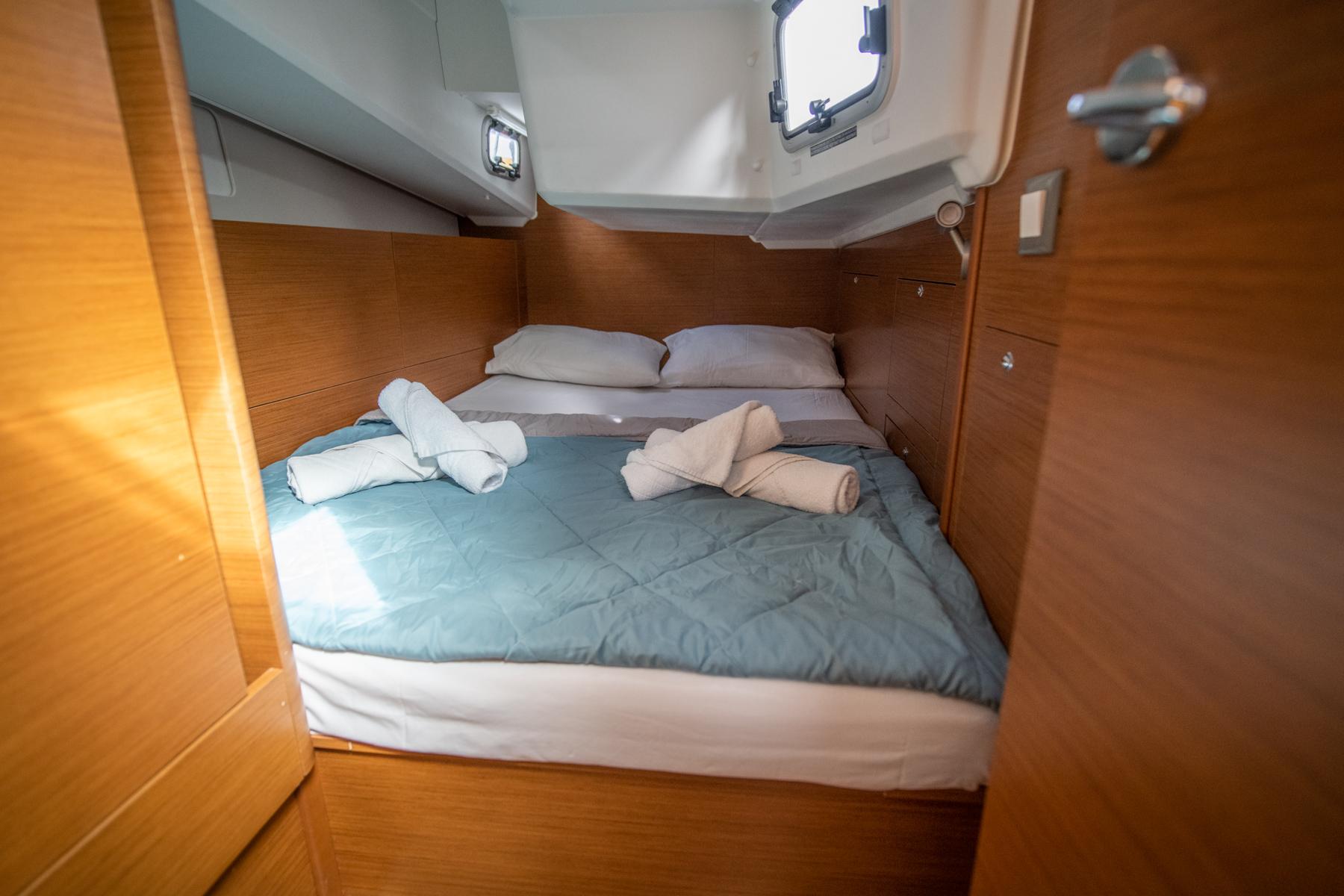 Sun Odyssey 410 - 3 cab., picture 6