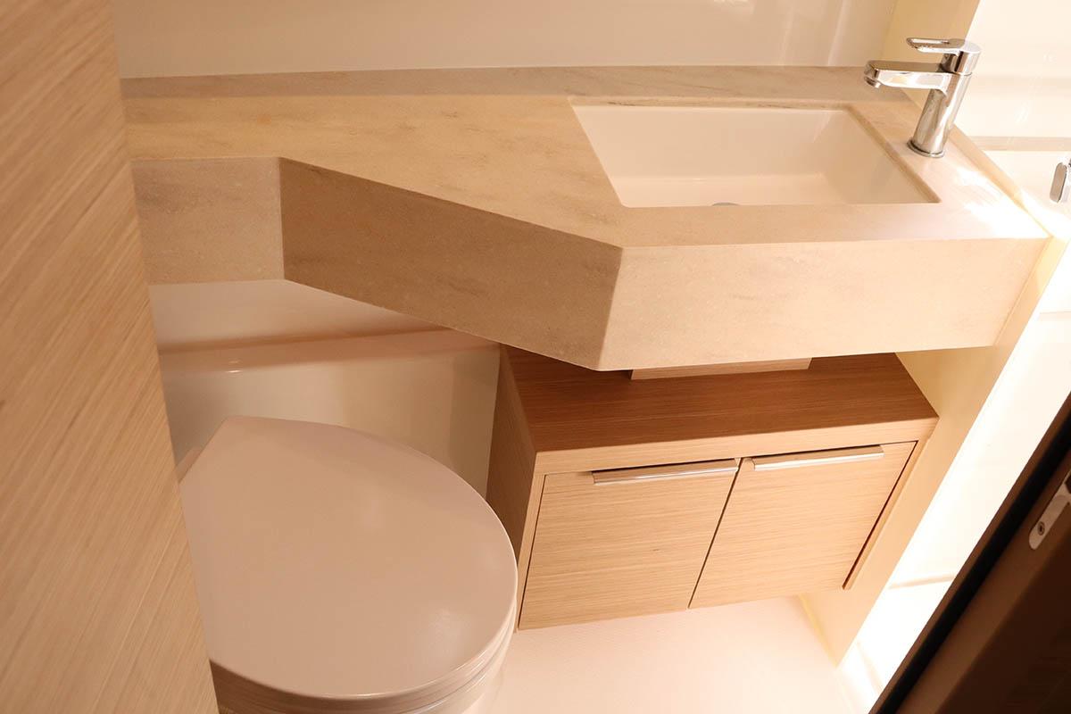 Lagoon 46 - 4 + 2 cab., picture 18