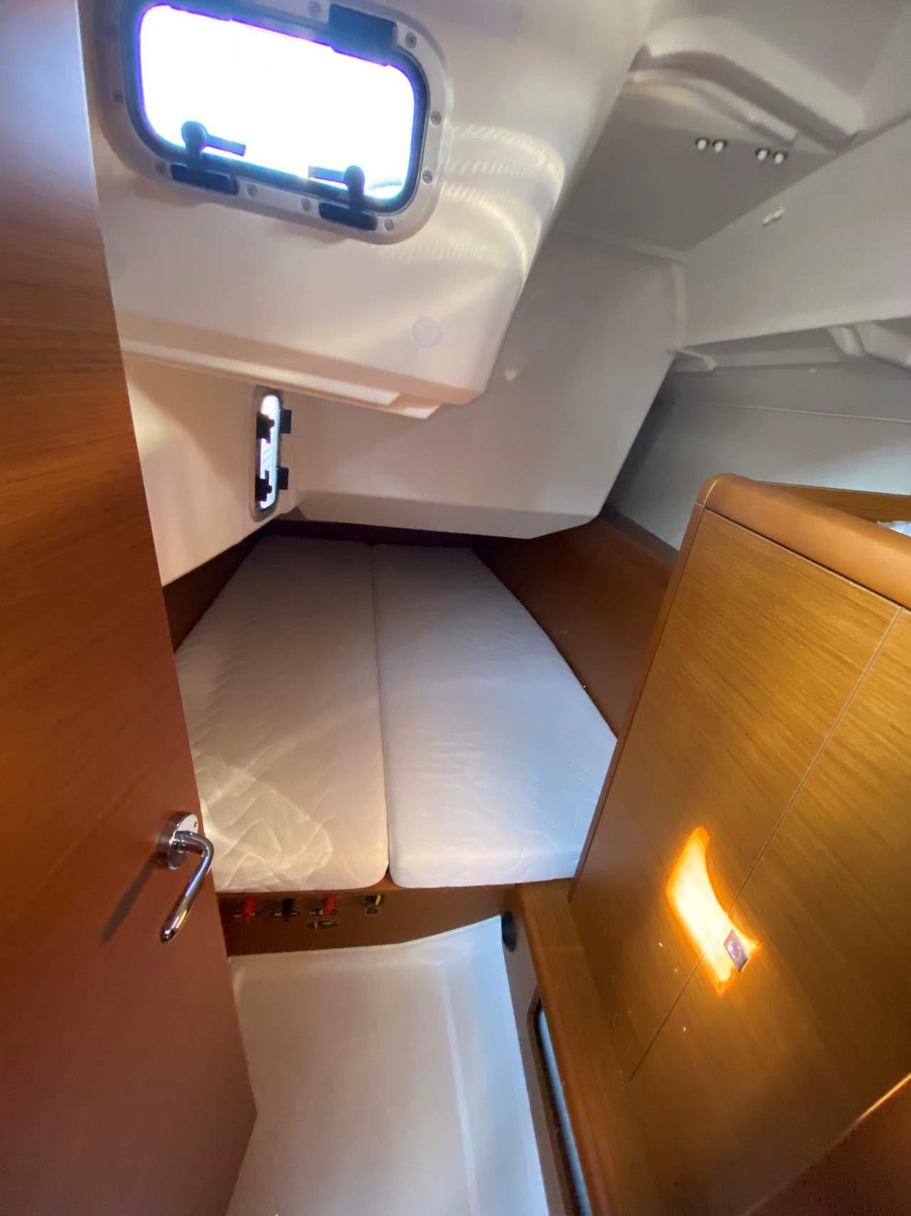 Sun Odyssey 349 - 3 cab., picture 8