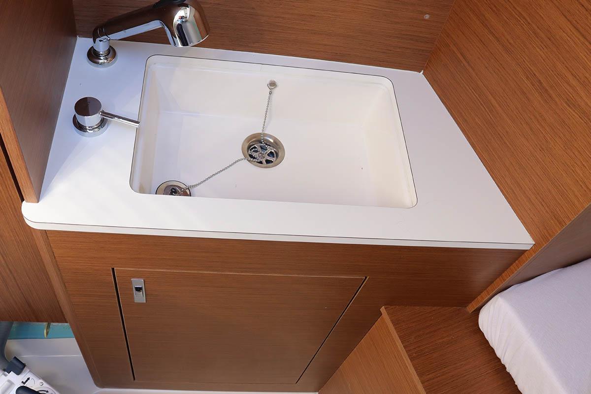 Oceanis 54 - 3 + 1 cab., picture 28