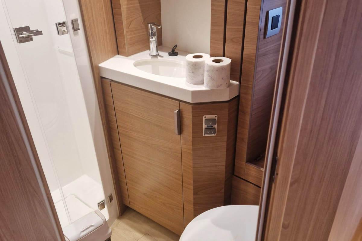 Bali 4.6 - 5 + 1 cab., picture 17