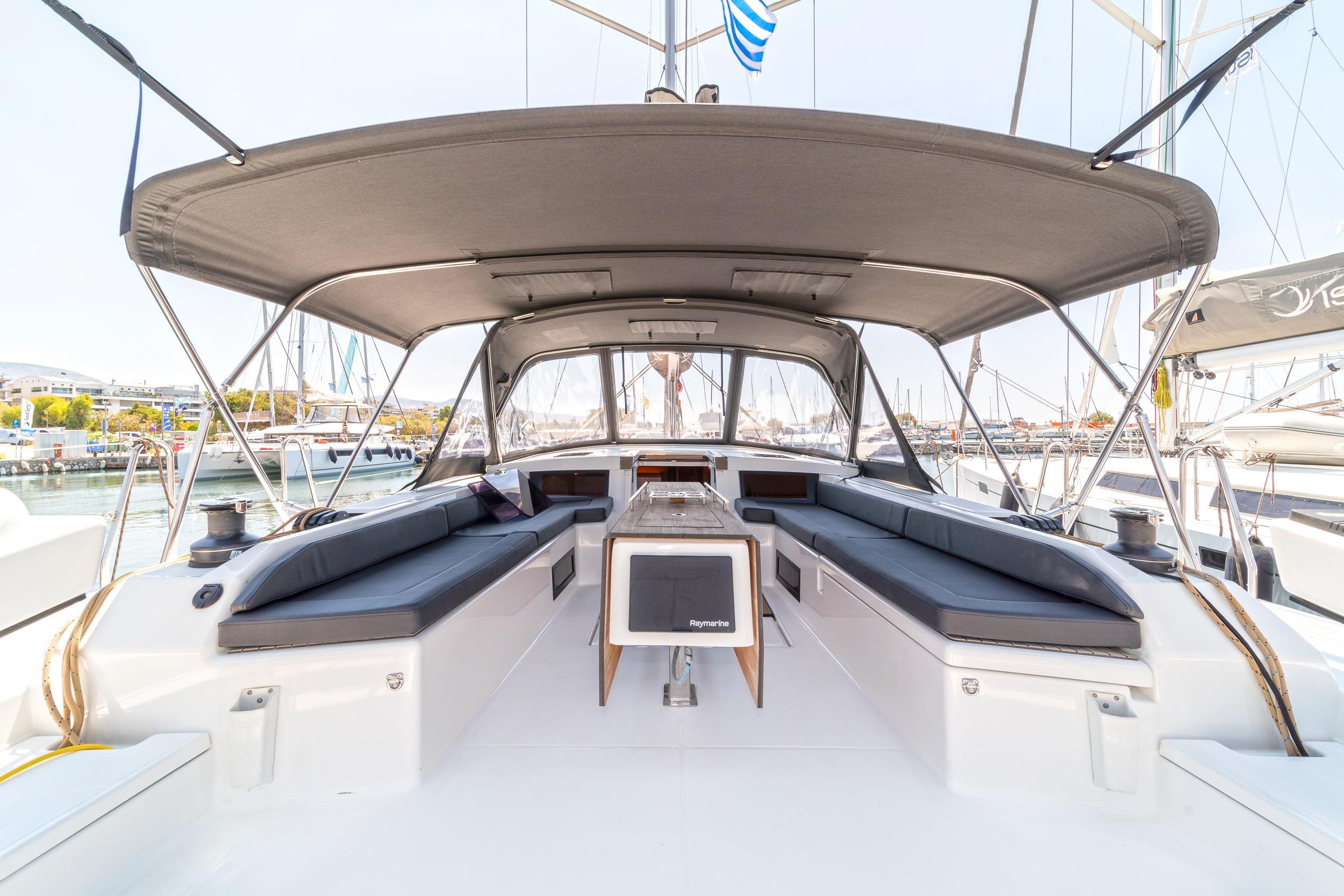 Dufour 530 - 5 + 1 cab., picture 16