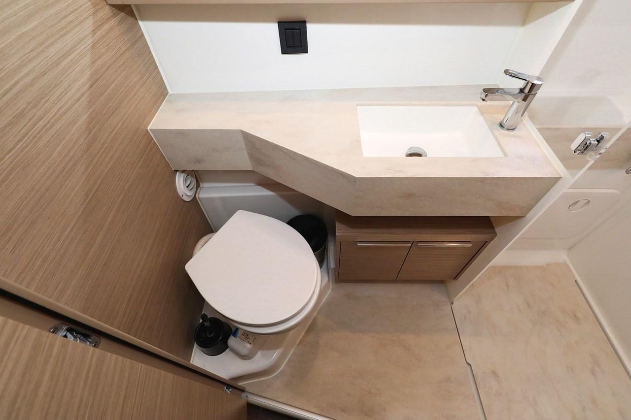 Lagoon 46 - 4 + 2 cab., picture 27