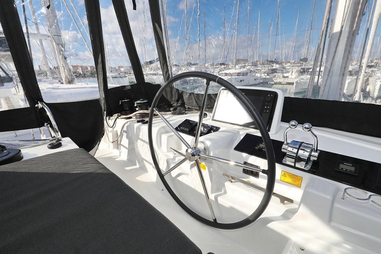 Lagoon 46 - 4 + 2 cab., picture 8