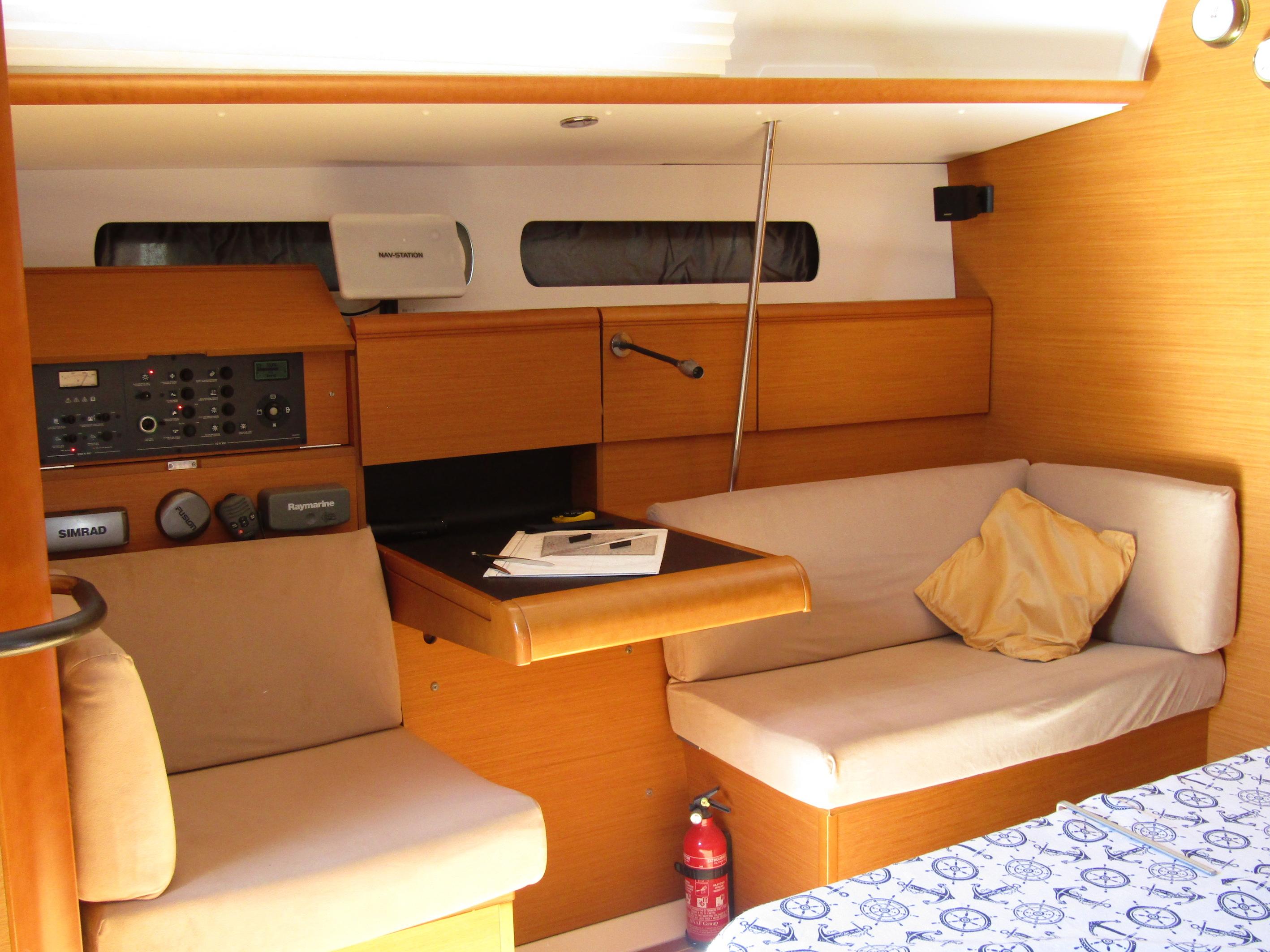 Sun Odyssey 439, picture 3