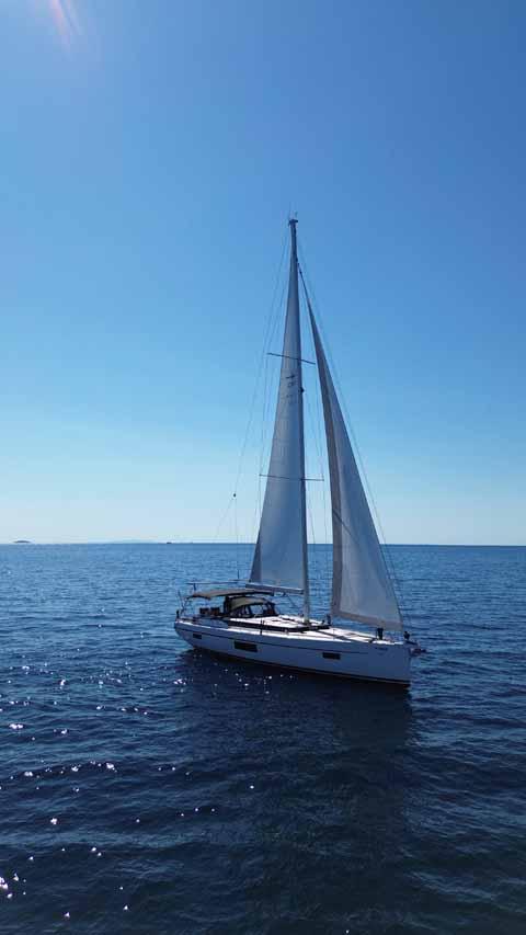 Bavaria C57 Style - 4 + 1 cab., picture 21