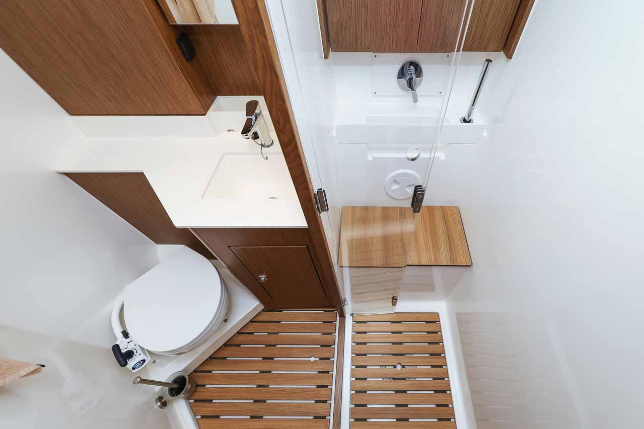 Bavaria C57 Style - 4 + 1 cab., picture 18