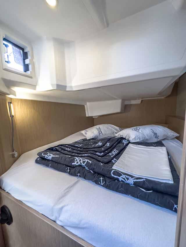 Bavaria C38, picture 19