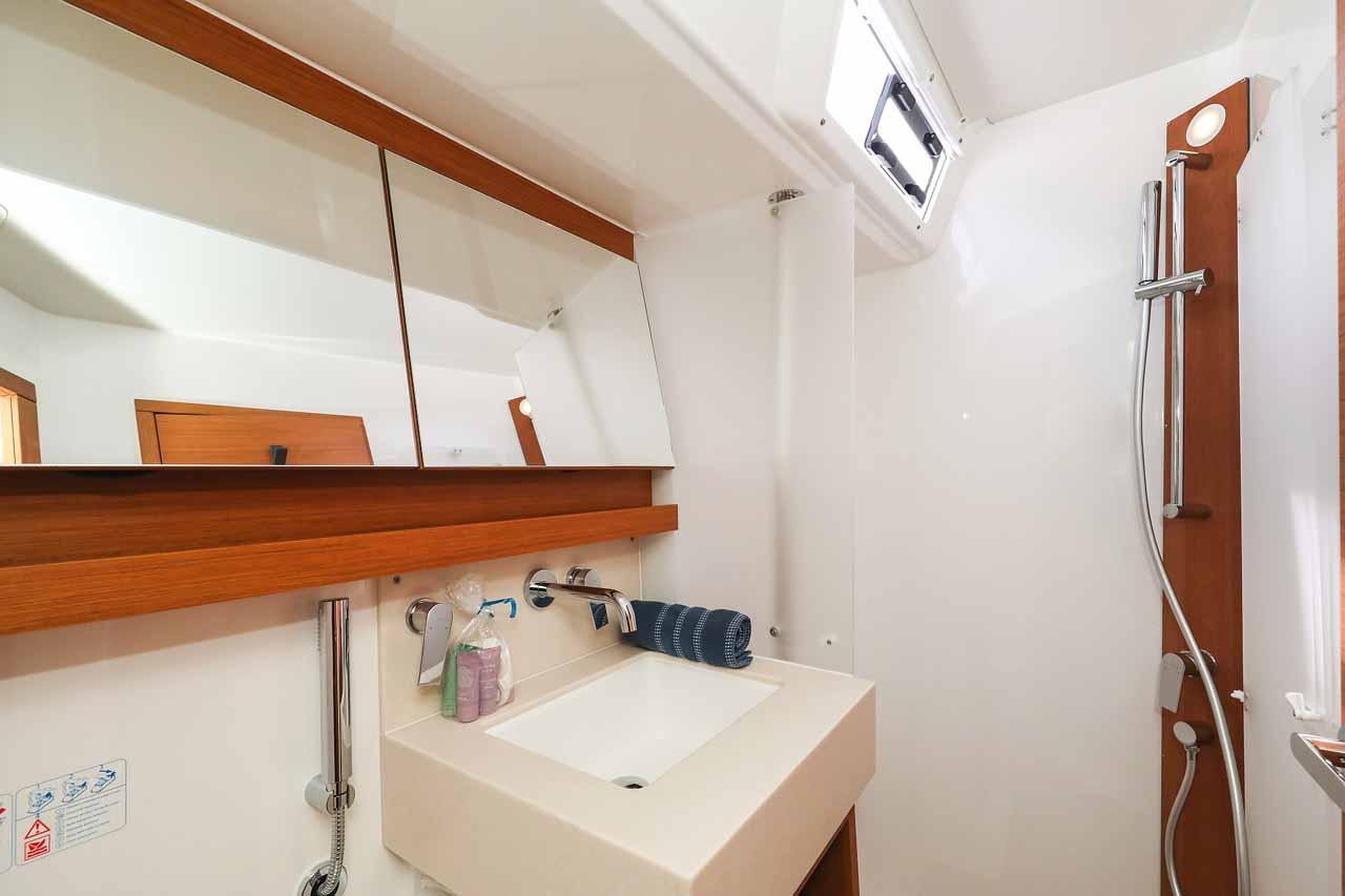 Dufour 530 - 5 + 1 cab., picture 29