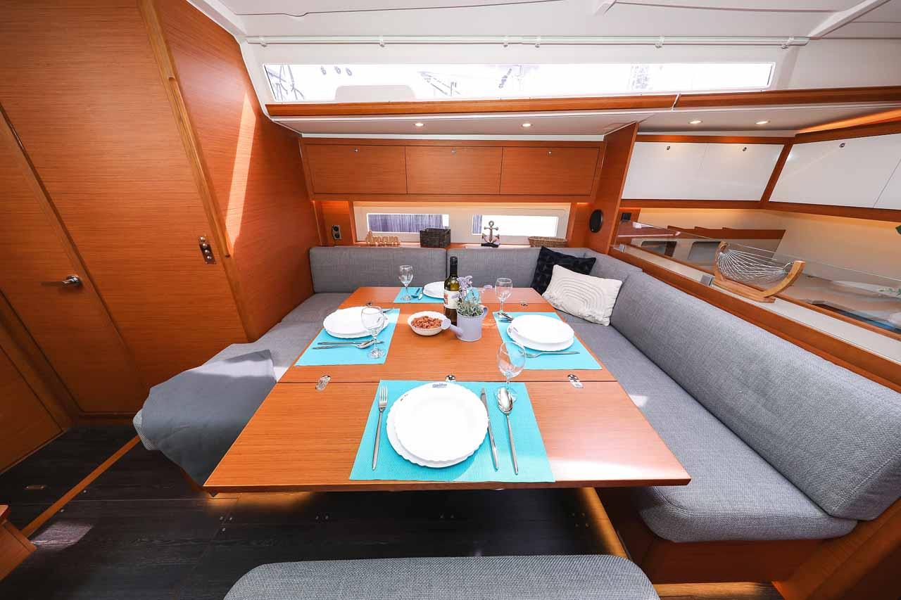 Dufour 530 - 5 + 1 cab., picture 14