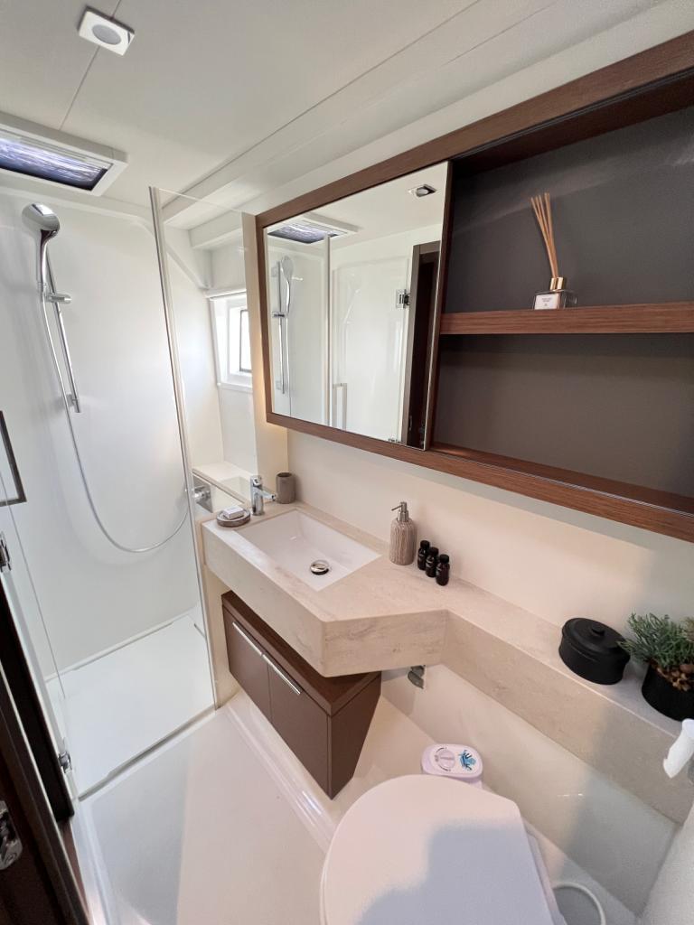 Lagoon 50 OW - 4 + 1 cab., picture 3