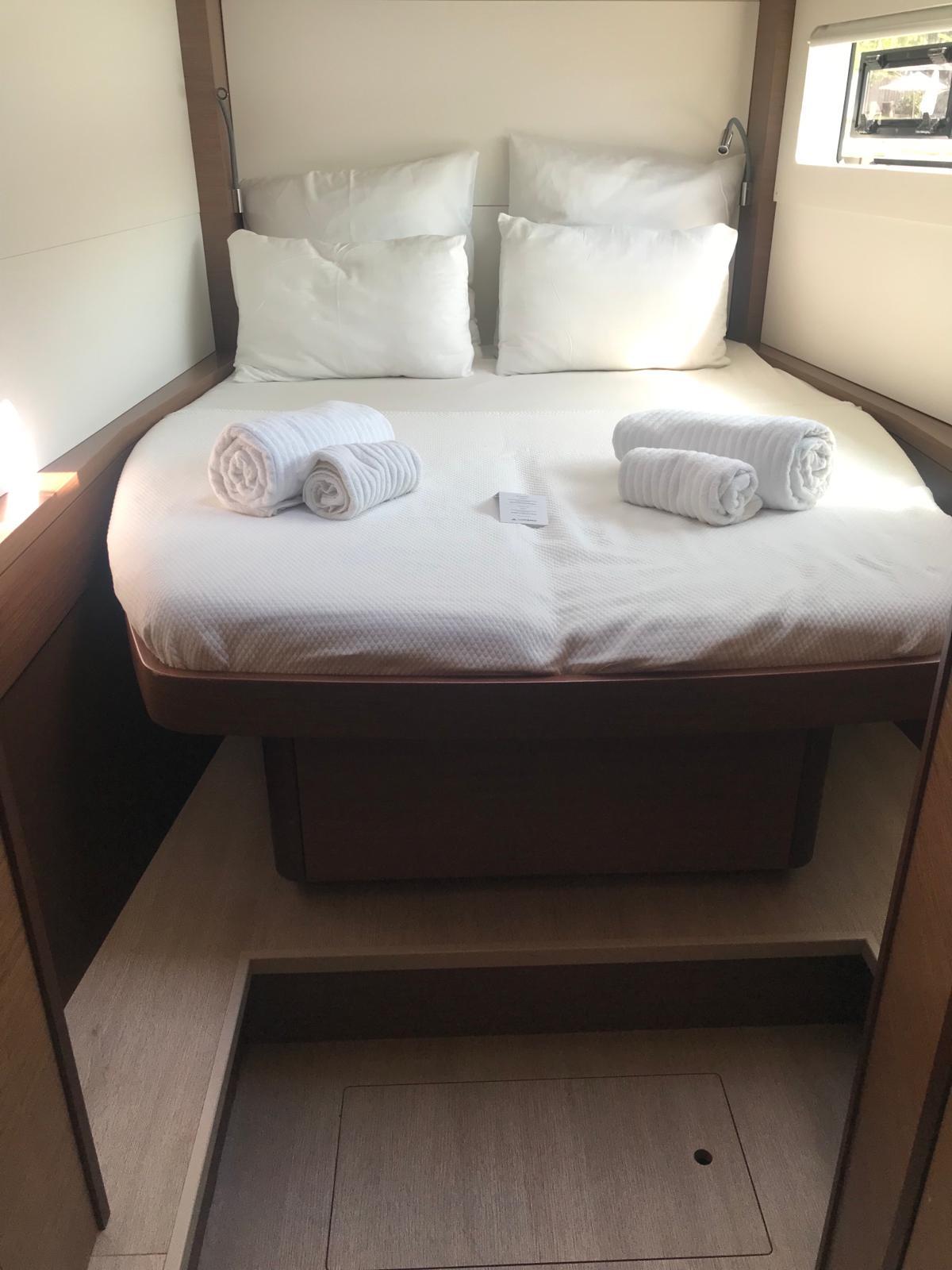 Lagoon 46 - 4 + 1 cab., picture 8