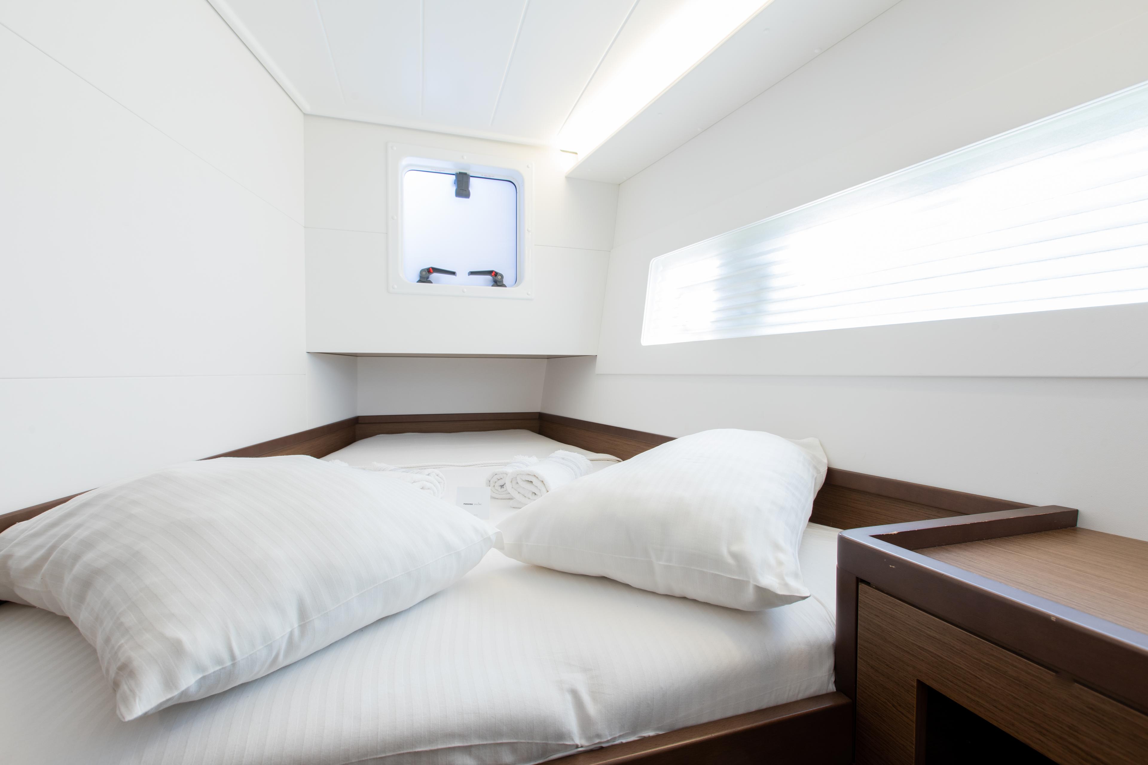 Lagoon 42 - 4 + 1 cab., picture 7