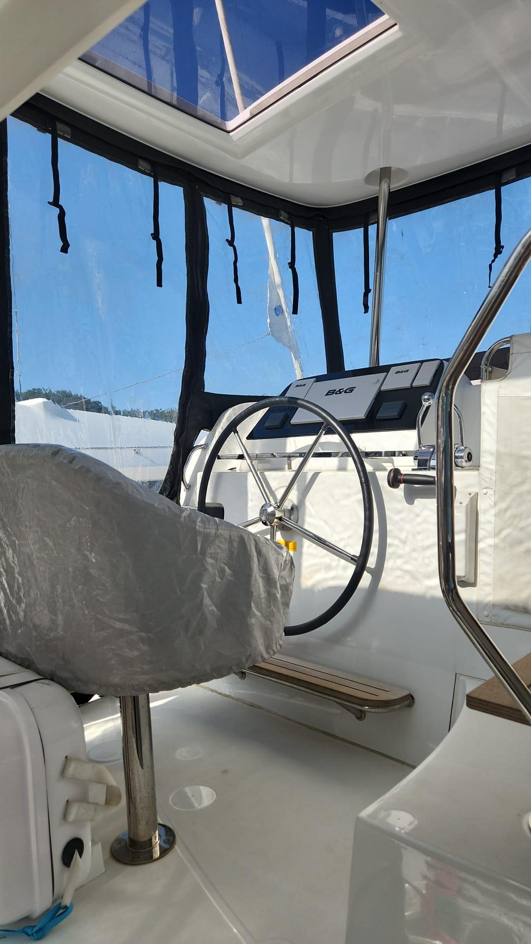 Lagoon 42 - 4 + 1 cab., picture 3