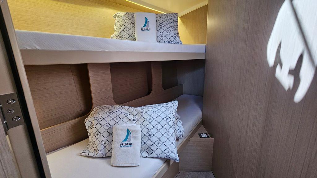 Oceanis 40.1, picture 26