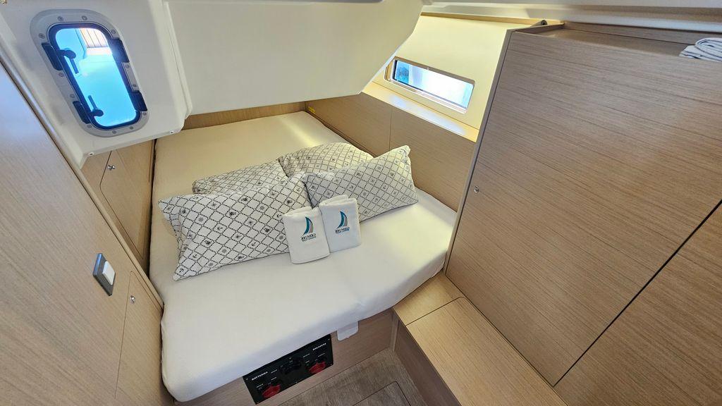 Oceanis 40.1, picture 24