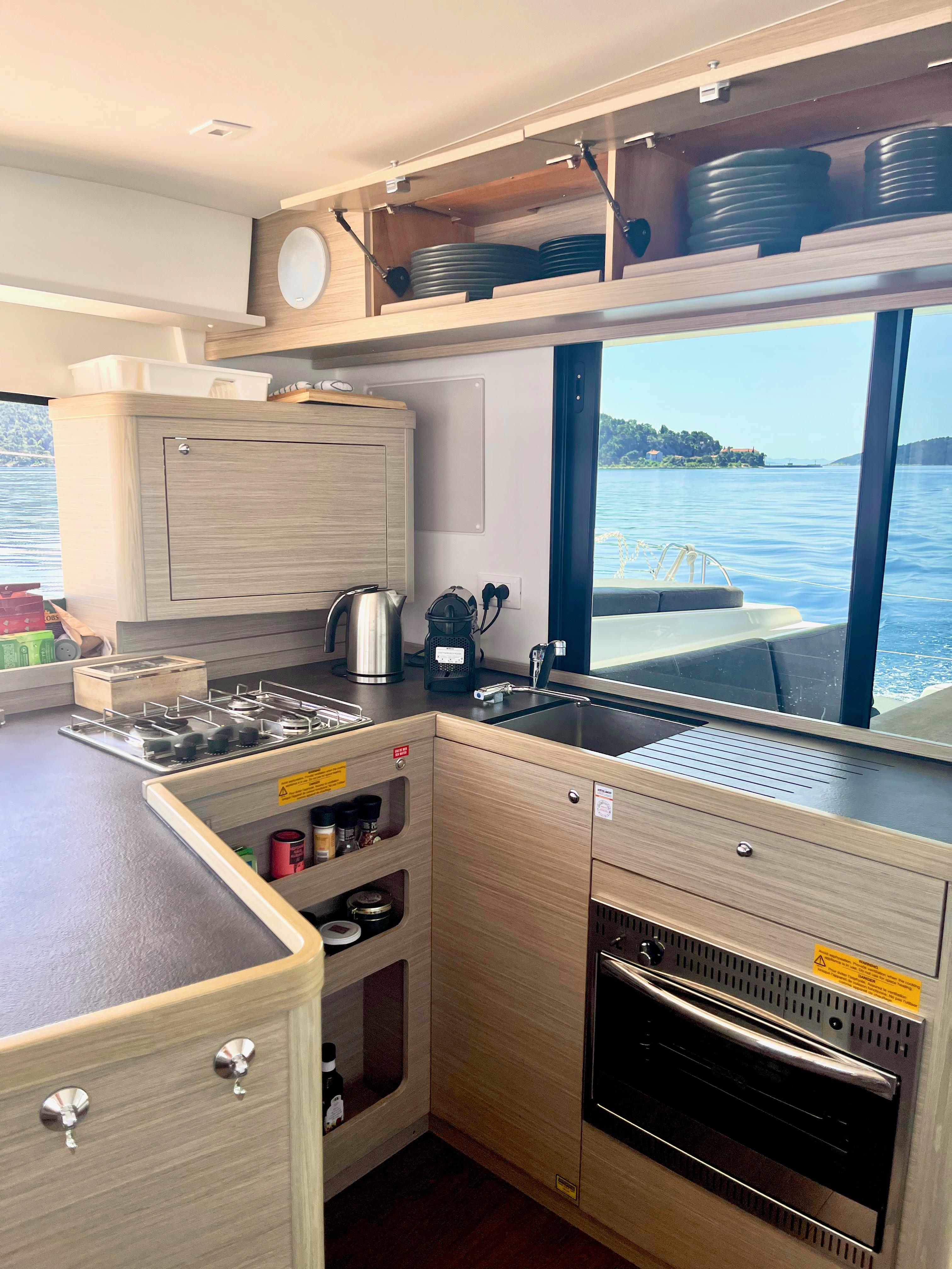 Lagoon 42 - 4 + 1 cab., picture 21