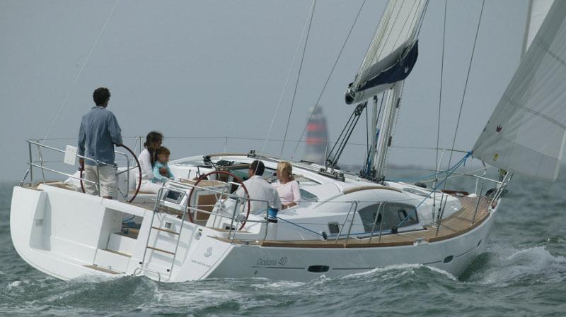 Oceanis 40, picture 1