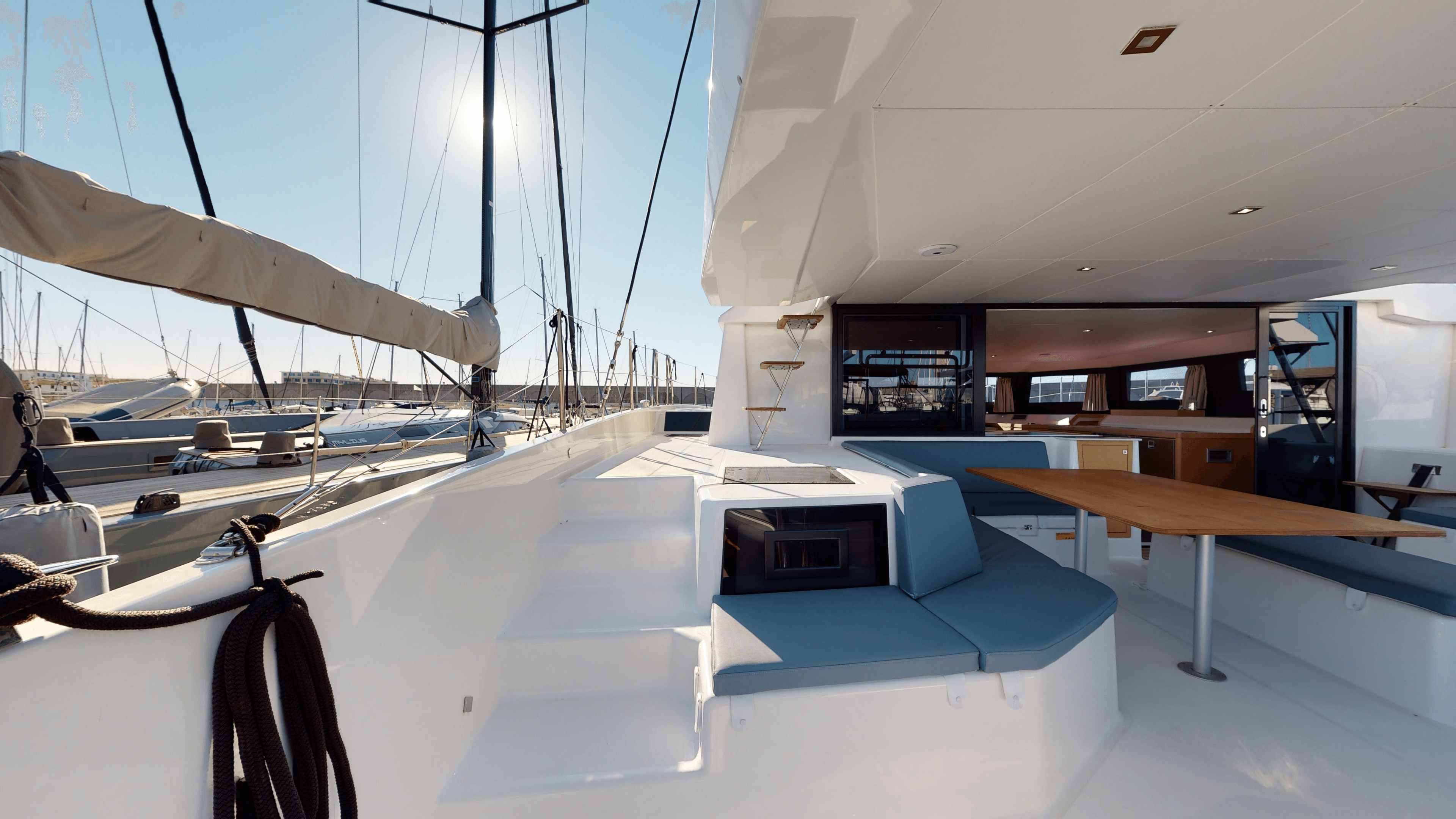 Dufour 48 Catamaran - 4 + 1 cab., picture 3