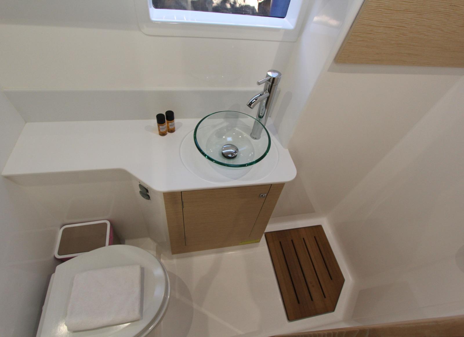 Dufour 48 Catamaran - 5 + 1 cab., picture 18