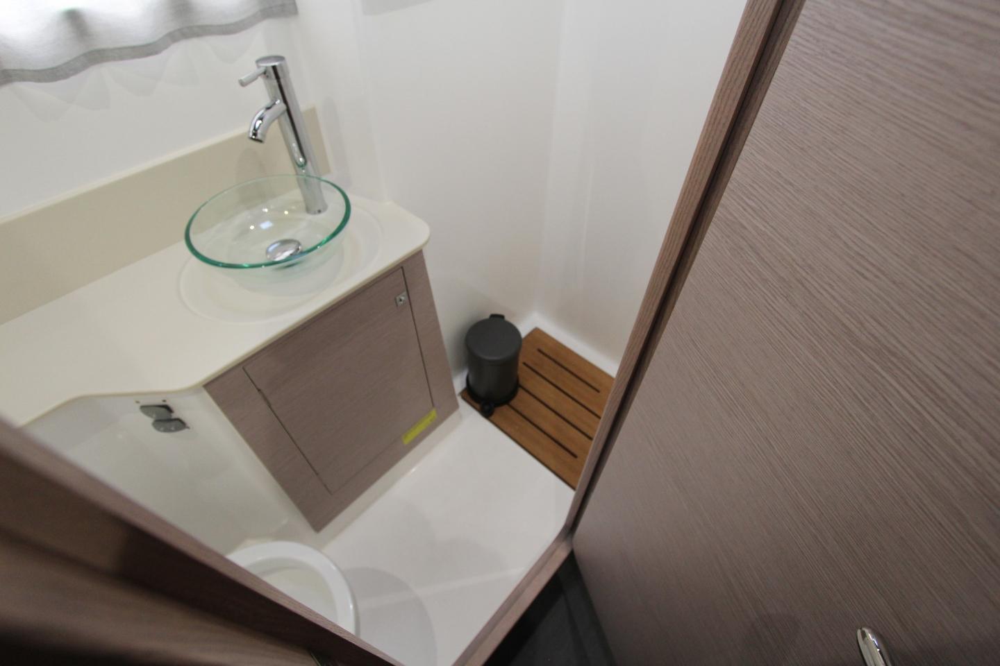 Dufour 48 Catamaran - 5 + 1 cab., picture 18