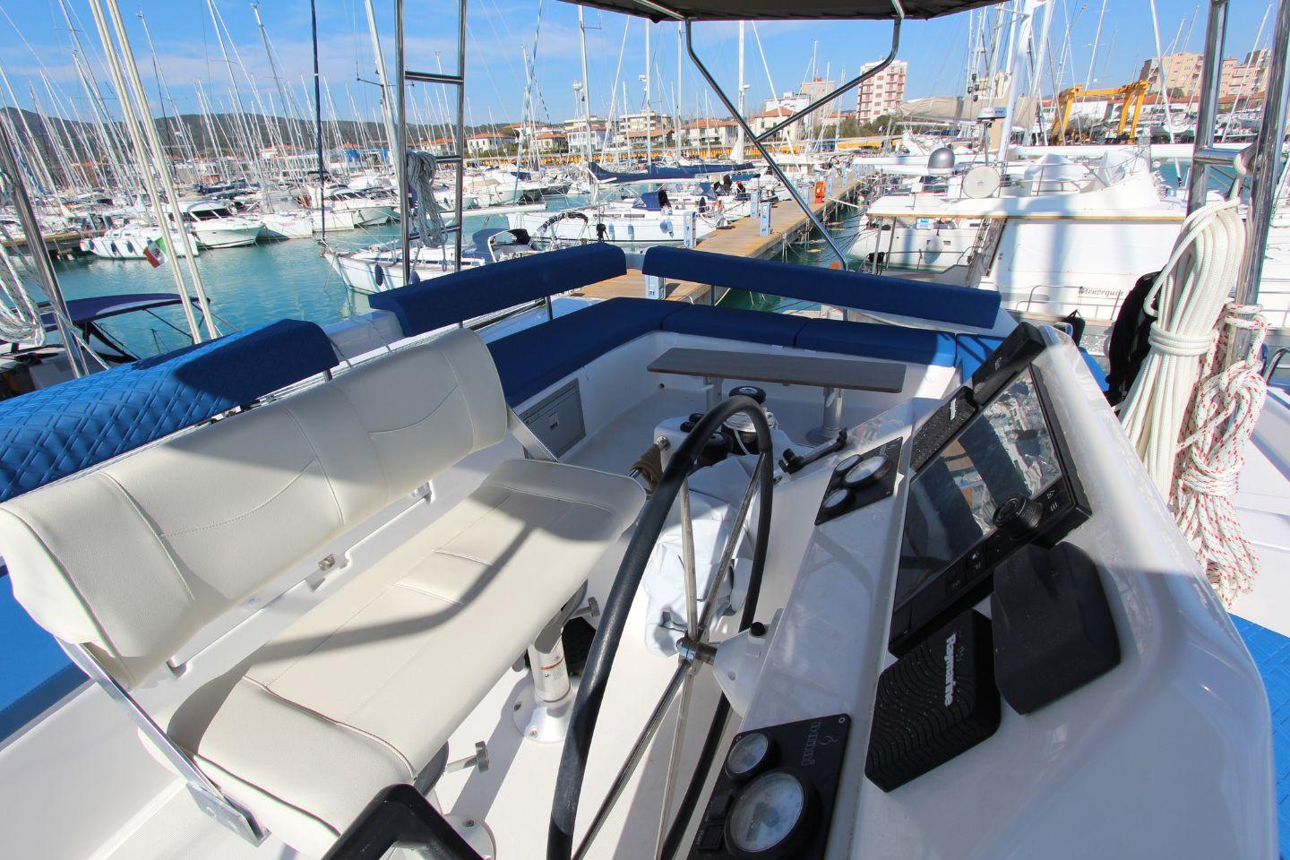 Dufour 48 Catamaran - 5 + 1 cab., picture 8
