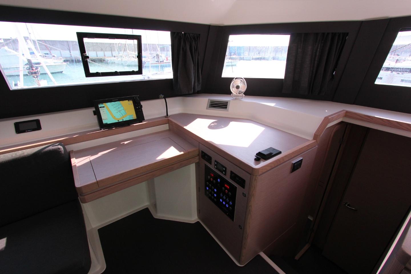 Dufour 48 Catamaran - 5 + 1 cab., picture 12