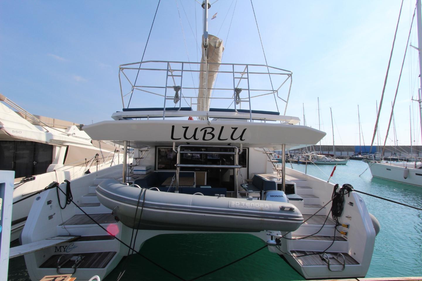 Dufour 48 Catamaran - 5 + 1 cab., picture 3