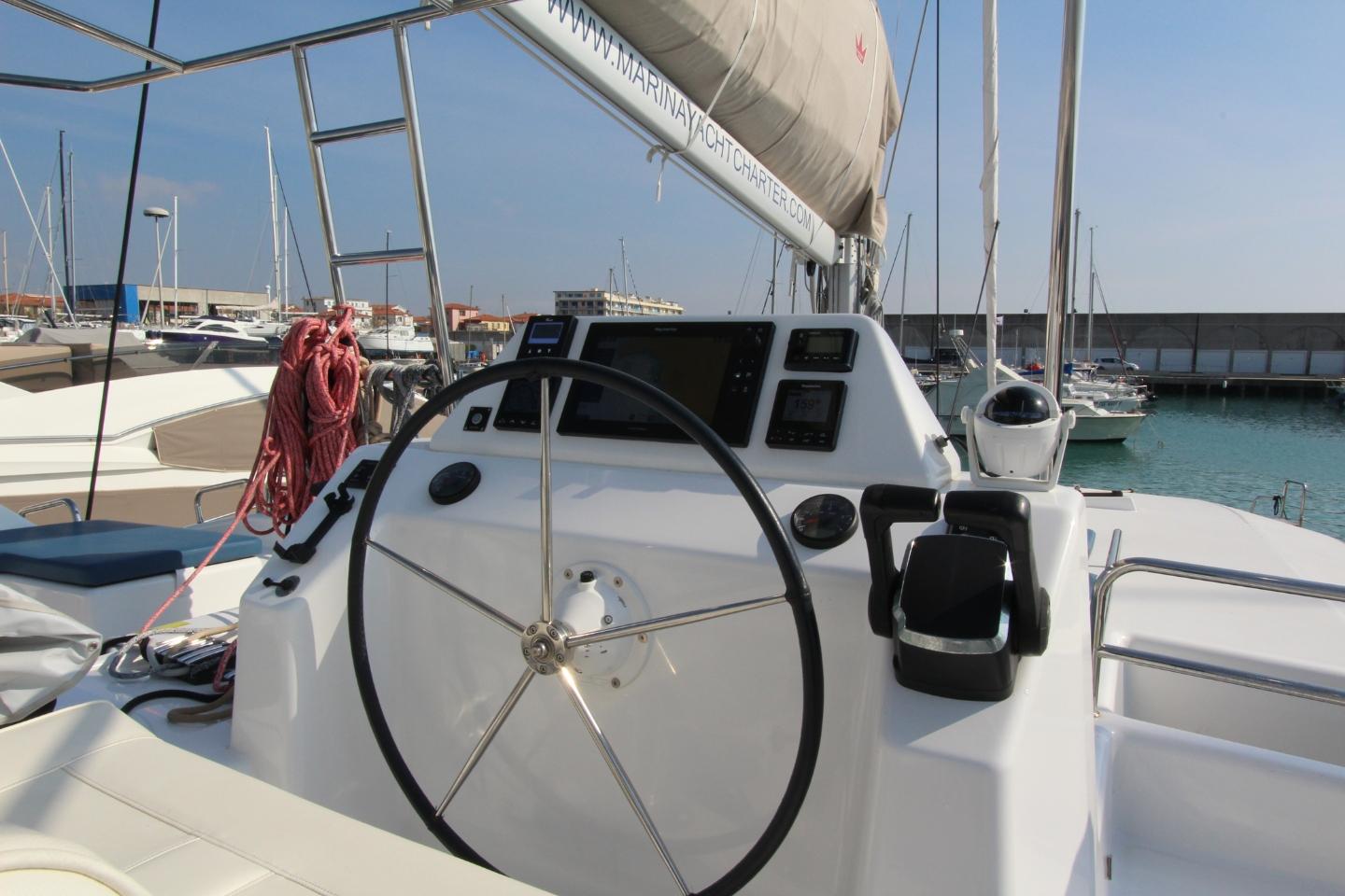 Dufour 48 Catamaran - 5 + 1 cab., picture 11