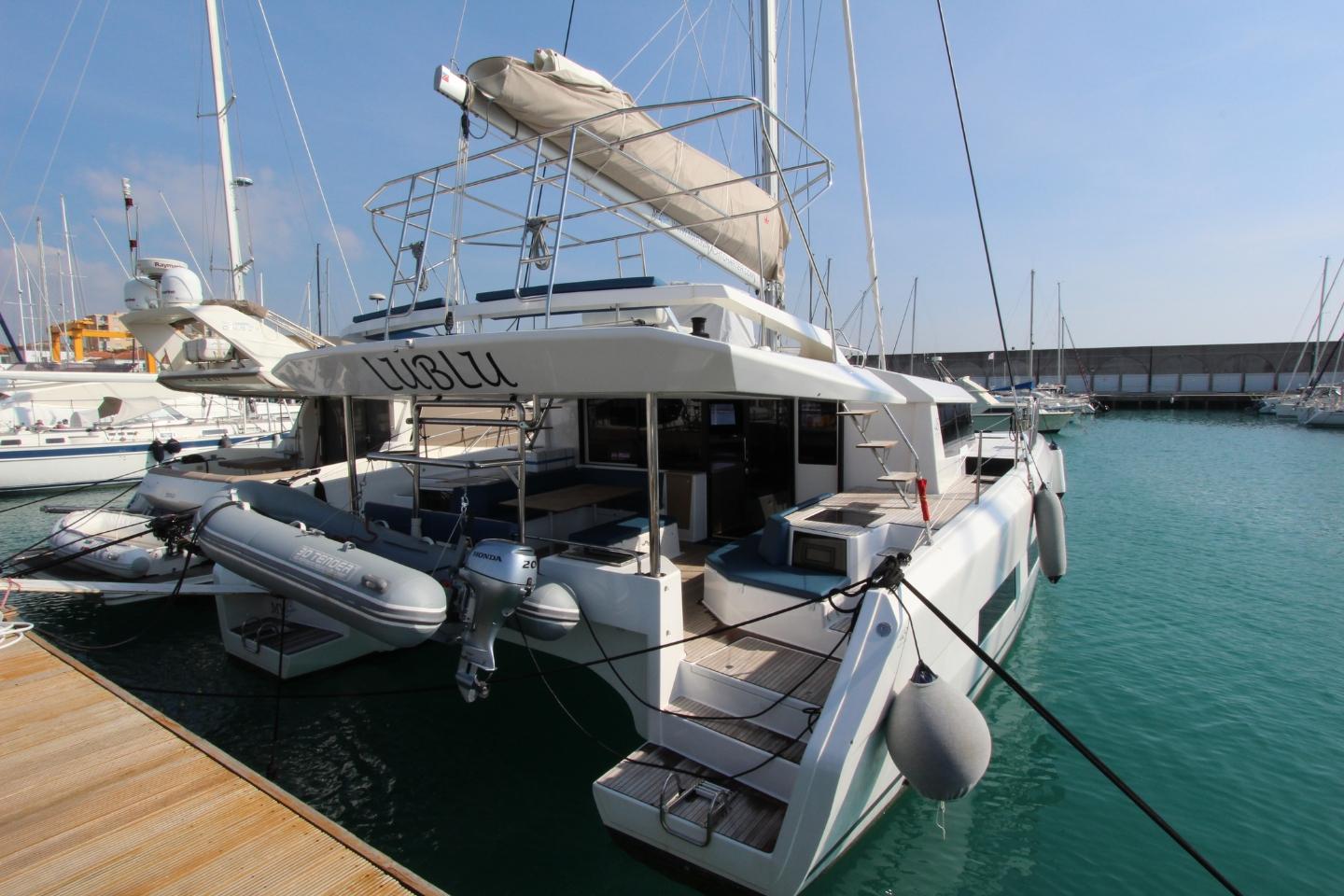 Dufour 48 Catamaran - 5 + 1 cab., picture 6