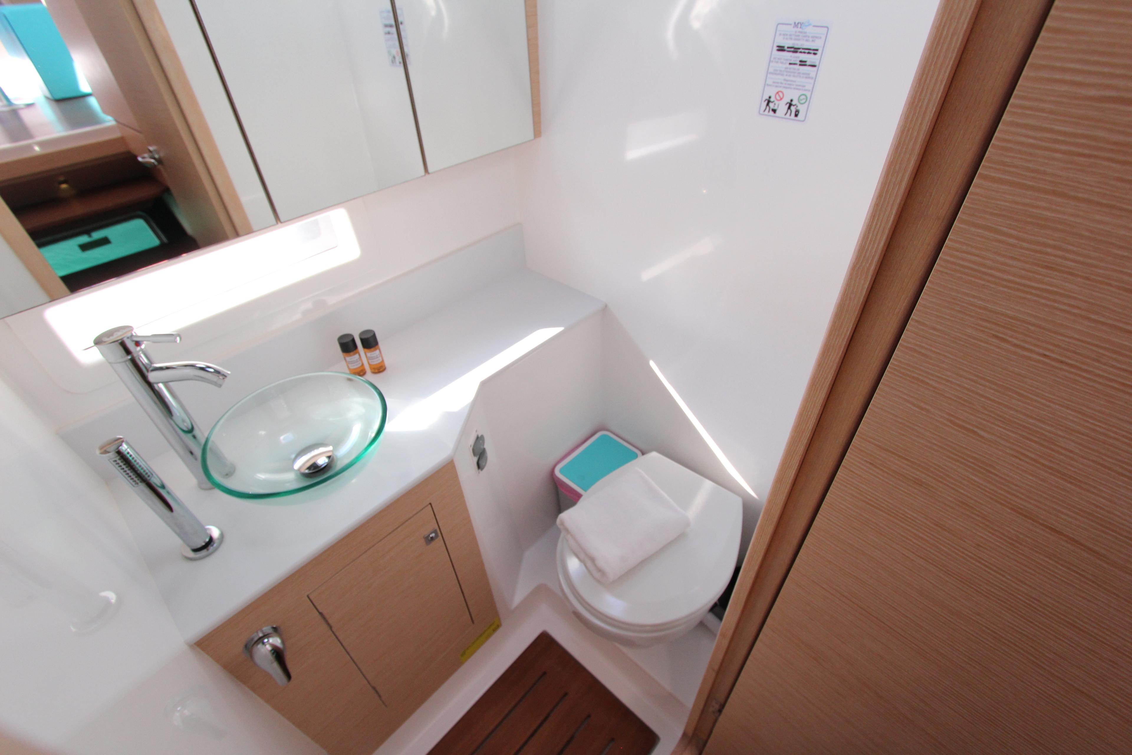 Dufour 48 Catamaran - 5 + 1 cab., picture 23