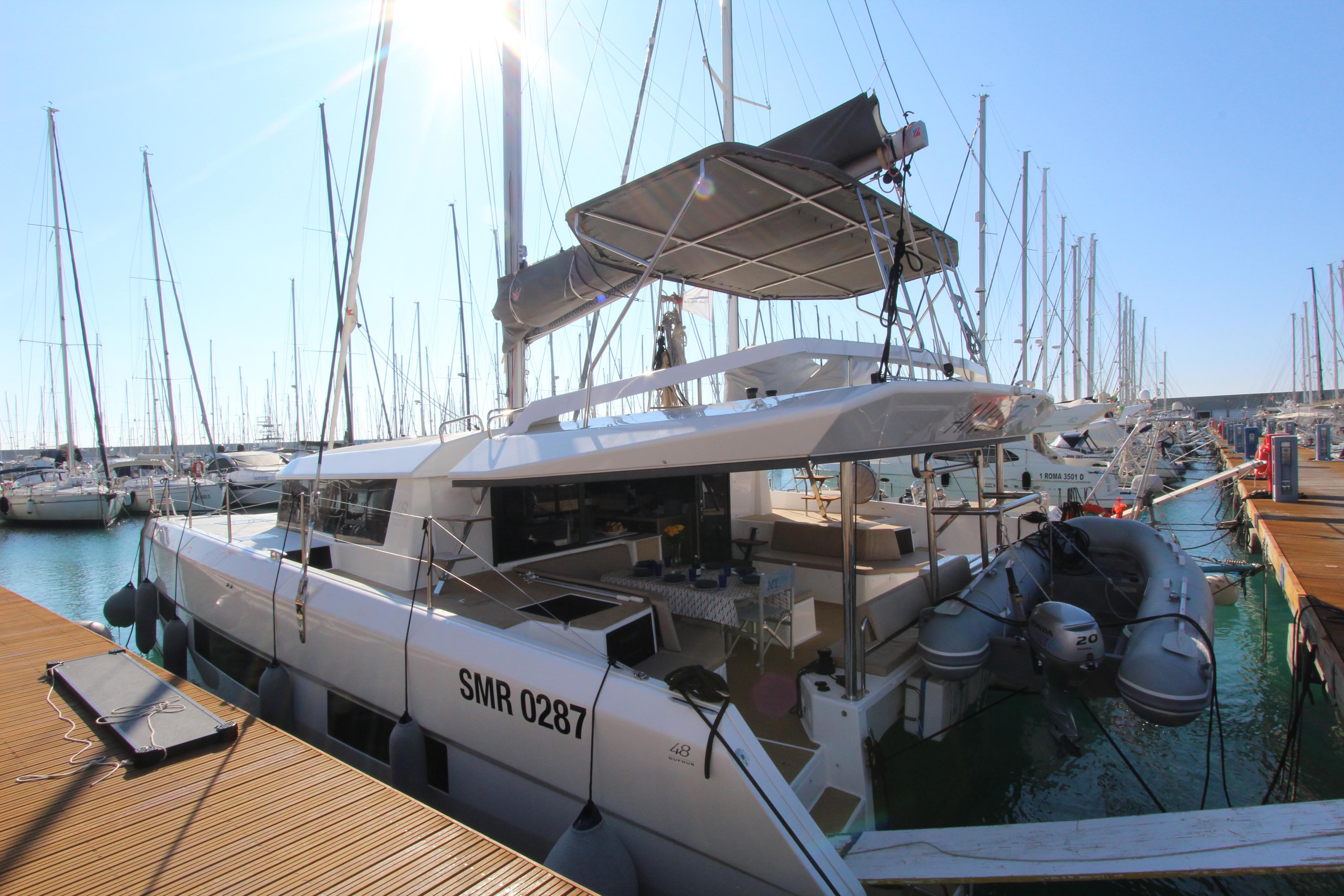 Dufour 48 Catamaran - 5 + 1 cab., picture 3