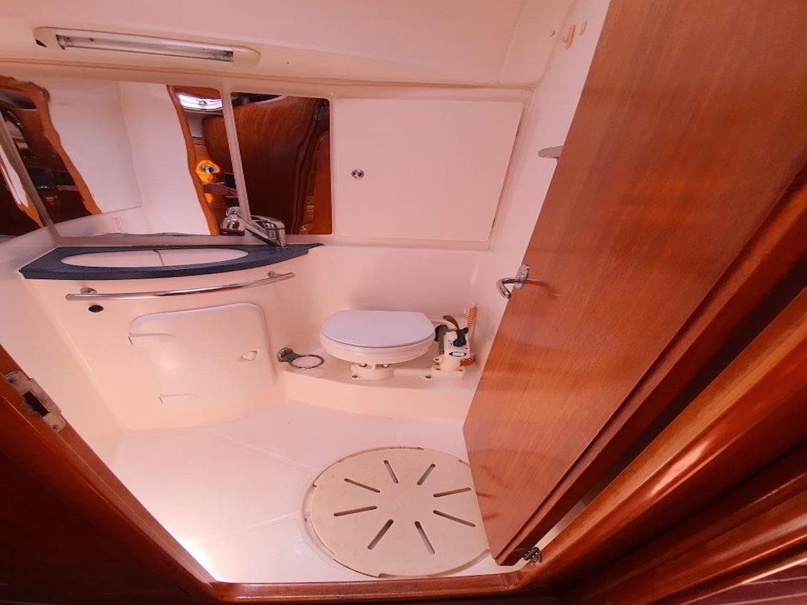 Bavaria 39 Cruiser, picture 14