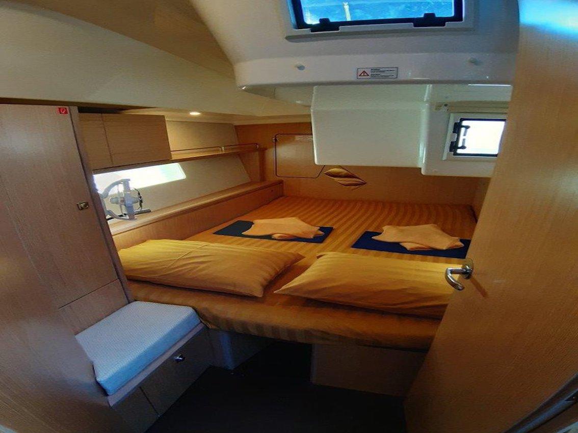 Bavaria C45 - 4 cab. - Southern Star, picture 11
