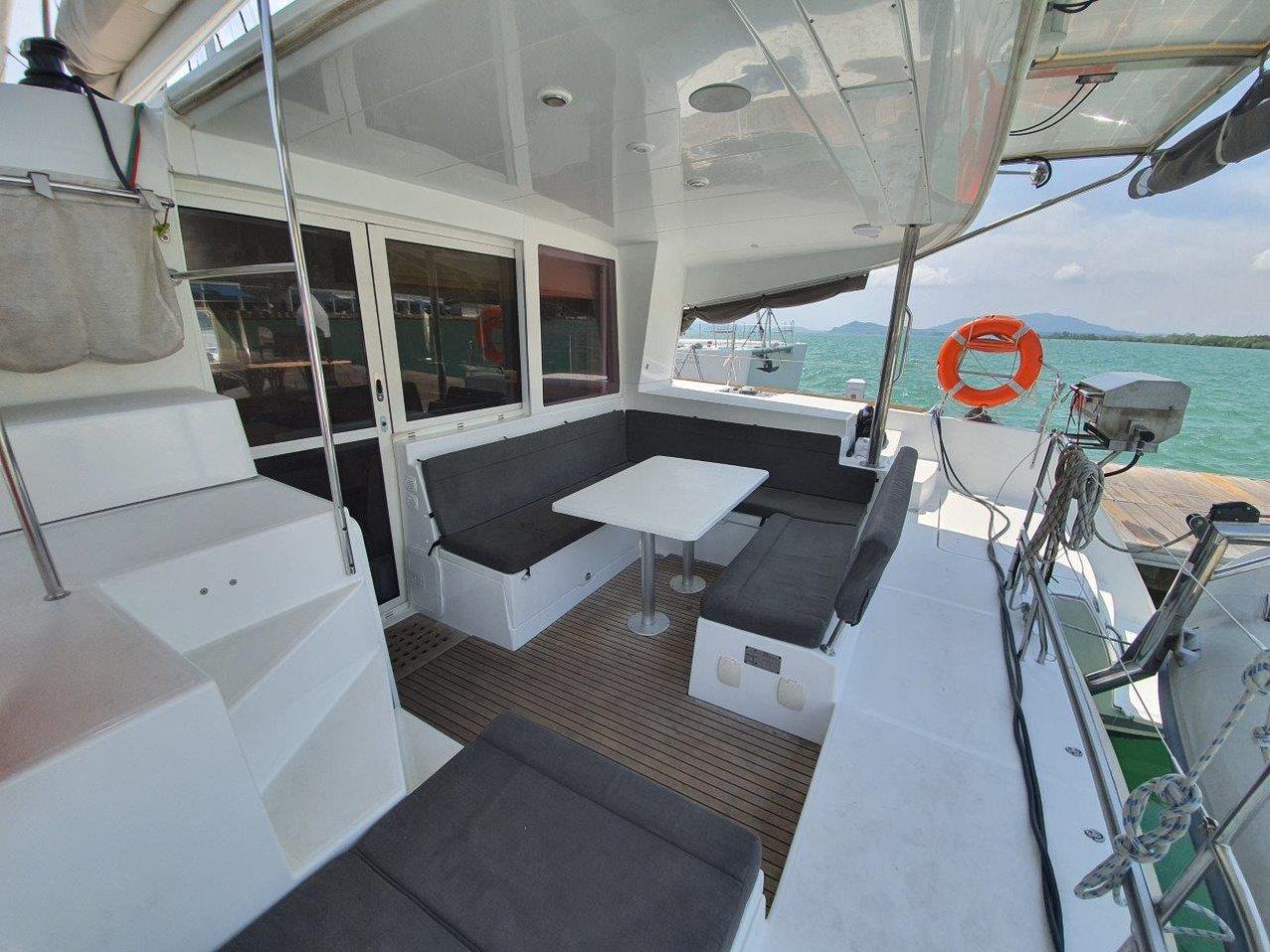 Lagoon 400 S2 - 4 + 2 cab., picture 5