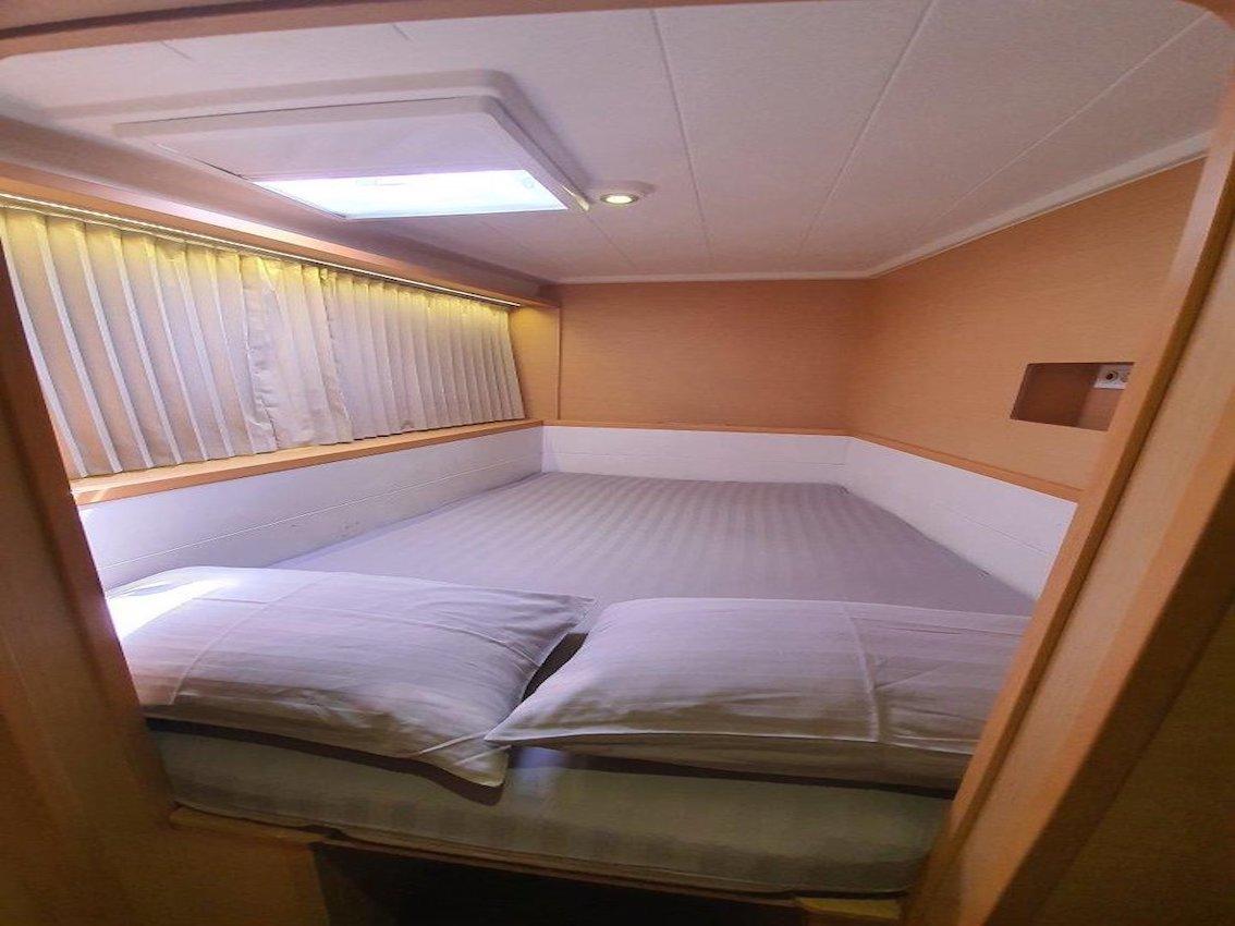 Lagoon 400 S2 - 4 + 2 cab., picture 12