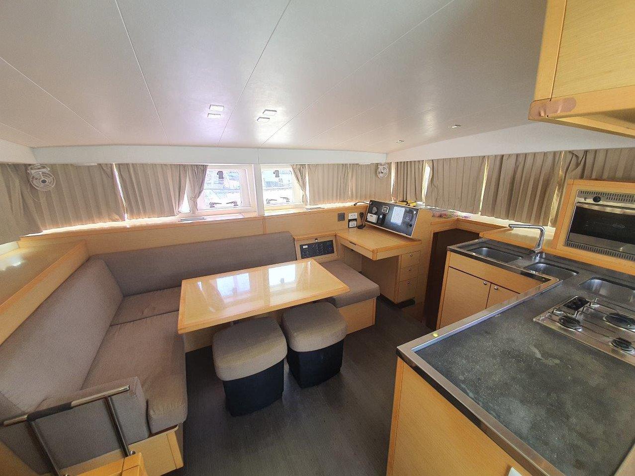 Lagoon 400 S2 - 4 + 2 cab., picture 9