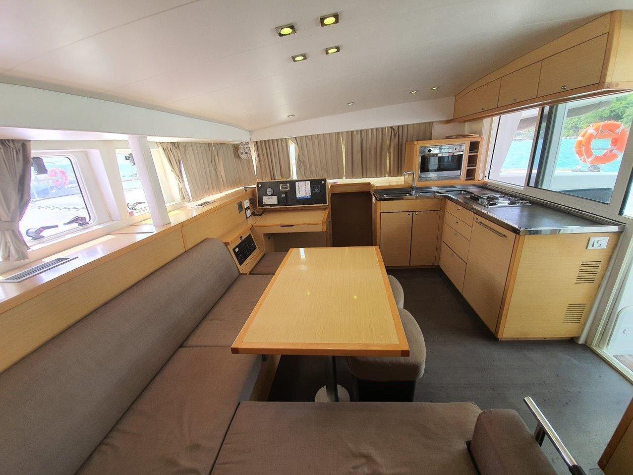 Lagoon 400 S2 - 4 + 2 cab., picture 8